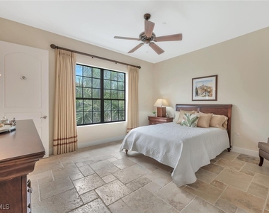 2543 Marquesa Royale Lane - Photo Thumbnail 32