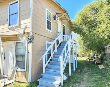 5008 Avenue S - Photo Thumbnail 6