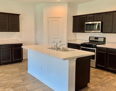 21310 Riverdew Drive - Photo Thumbnail 3