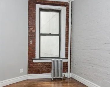East 13th Street - Photo Thumbnail 3