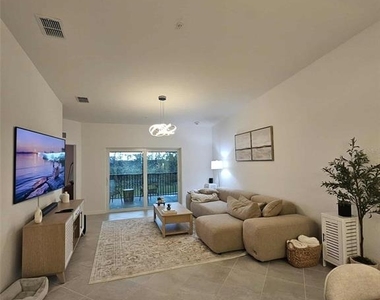 17470 Opal Sand Drive - Photo Thumbnail 11