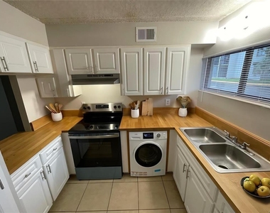 1108 Bartow Road - Photo Thumbnail 2
