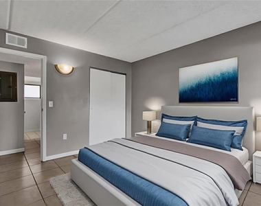 1108 Bartow Road - Photo Thumbnail 3