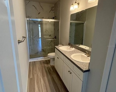 1466 Las Villas Boulevard - Photo Thumbnail 3