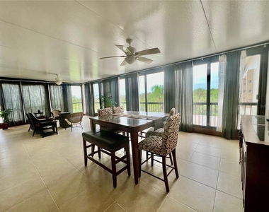 3220 Southshore Drive - Photo Thumbnail 5