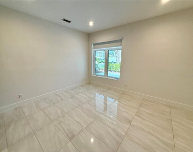 1359 Harbor Drive - Photo Thumbnail 47