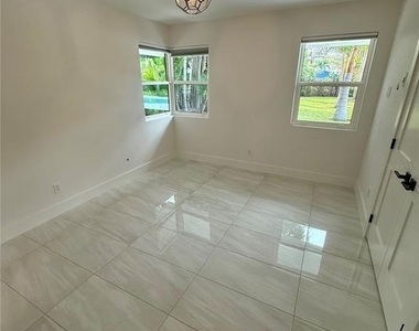 1359 Harbor Drive - Photo Thumbnail 45
