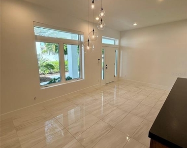 1359 Harbor Drive - Photo Thumbnail 11