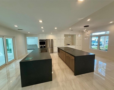 1359 Harbor Drive - Photo Thumbnail 9