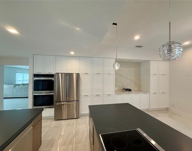 1359 Harbor Drive - Photo Thumbnail 10