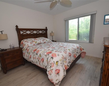 1520 Pelican Point Drive - Photo Thumbnail 14