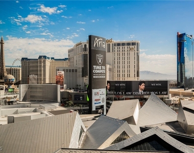3726 Las Vegas Boulevard - Photo Thumbnail 39