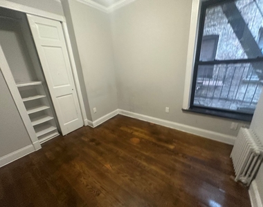 NO FEE 2BR in East Harlem - Photo Thumbnail 1