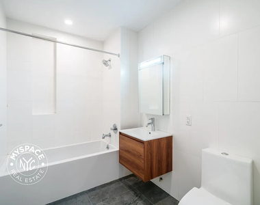 280 Meeker Avenue - Photo Thumbnail 9