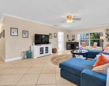 3221 Seaward Drive - Photo Thumbnail 10