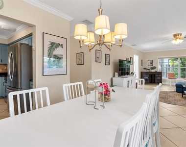 3221 Seaward Drive - Photo Thumbnail 12