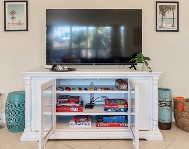 3221 Seaward Drive - Photo Thumbnail 18