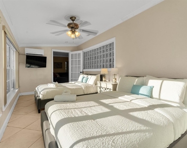 3221 Seaward Drive - Photo Thumbnail 24
