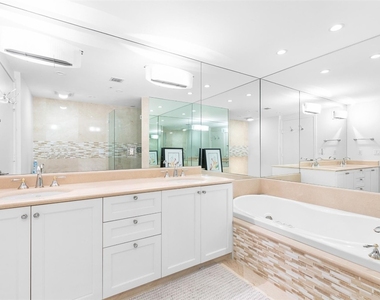 2110 N Ocean Boulevard - Photo Thumbnail 25