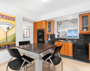 2110 N Ocean Boulevard - Photo Thumbnail 16