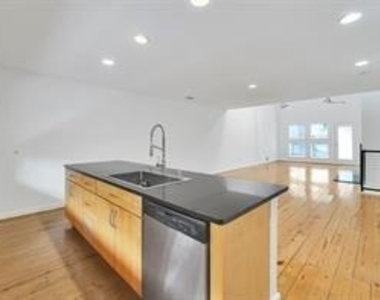 2202 N Peak Street - Photo Thumbnail 17