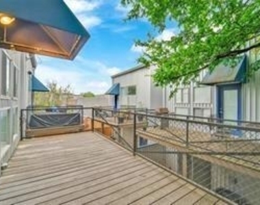 2202 N Peak Street - Photo Thumbnail 5