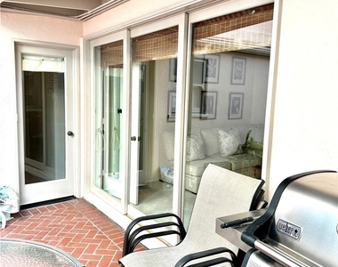 1009 N Bay Front - Photo Thumbnail 17