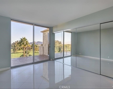 900 Island Drive - Photo Thumbnail 16