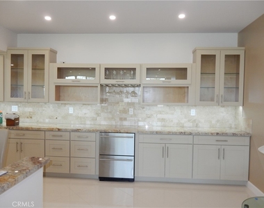 900 Island Drive - Photo Thumbnail 3