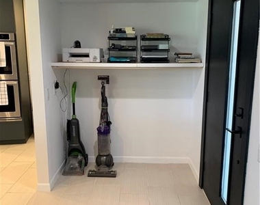 42425 Adams Street - Photo Thumbnail 5