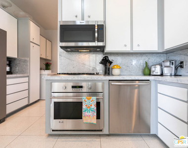 47075 Marrakesh Drive - Photo Thumbnail 42