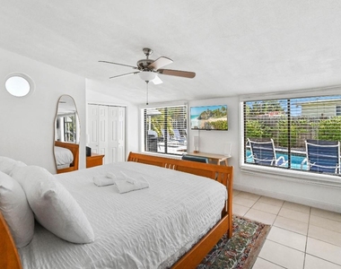 1032 W Jennings Street - Photo Thumbnail 24