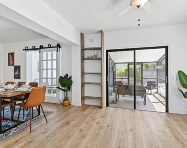 1032 W Jennings Street - Photo Thumbnail 11