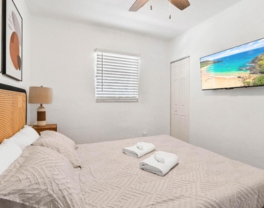 1032 W Jennings Street - Photo Thumbnail 26