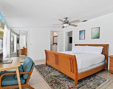 1032 W Jennings Street - Photo Thumbnail 21