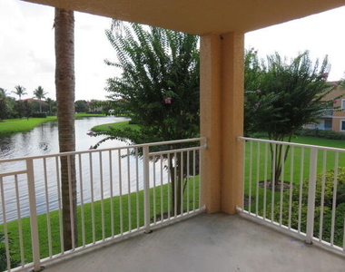181 Sw Palm Drive - Photo Thumbnail 15