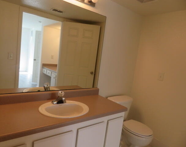 181 Sw Palm Drive - Photo Thumbnail 10