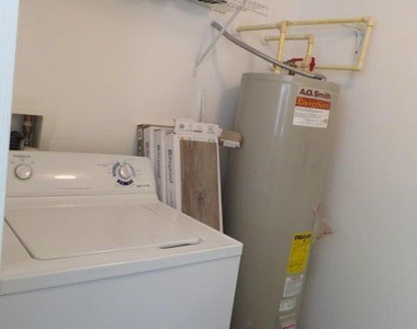181 Sw Palm Drive - Photo Thumbnail 14