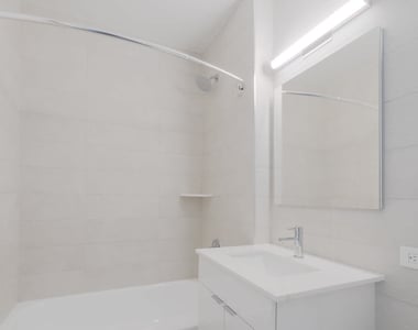 777 6th Avenue - Photo Thumbnail 9