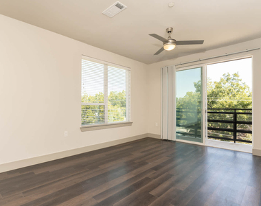 228 Athenia Drive - Photo Thumbnail 14