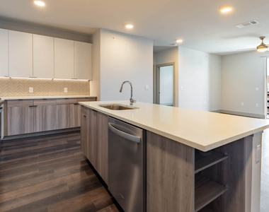 228 Athenia Drive - Photo Thumbnail 79