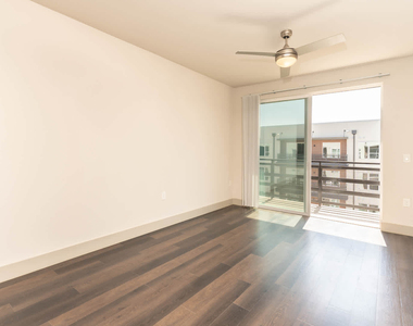228 Athenia Drive - Photo Thumbnail 12