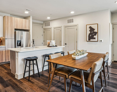 228 Athenia Drive - Photo Thumbnail 6