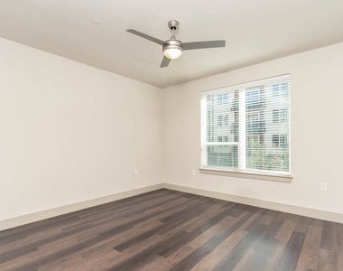 228 Athenia Drive - Photo Thumbnail 28
