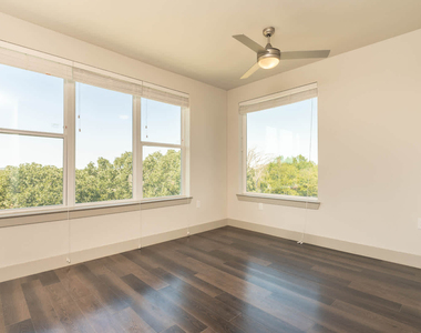 228 Athenia Drive - Photo Thumbnail 103