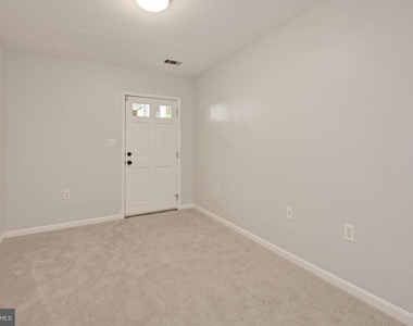 648 C Street Ne - Photo Thumbnail 14