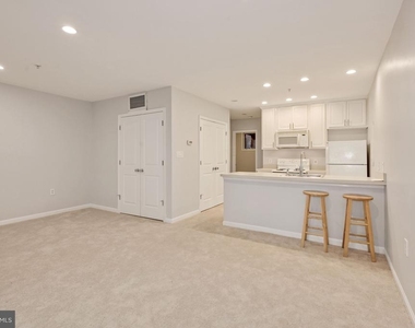 648 C Street Ne - Photo Thumbnail 5