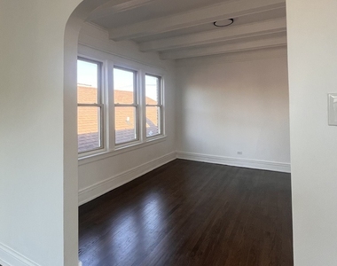 7955 S Elizabeth Street - Photo Thumbnail 7