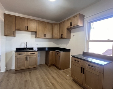 7955 S Elizabeth Street - Photo Thumbnail 3