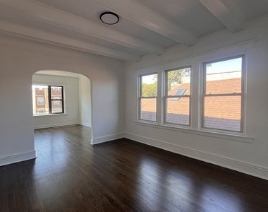 7955 S Elizabeth Street - Photo Thumbnail 5